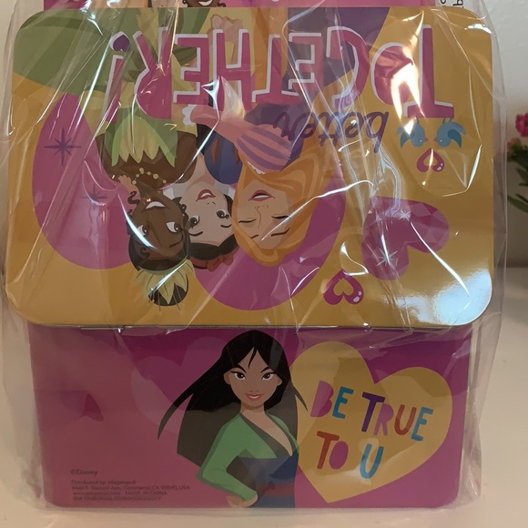 Disney Princess Gift Set Includes everything you see in the pictures. - Picture 6 of 10